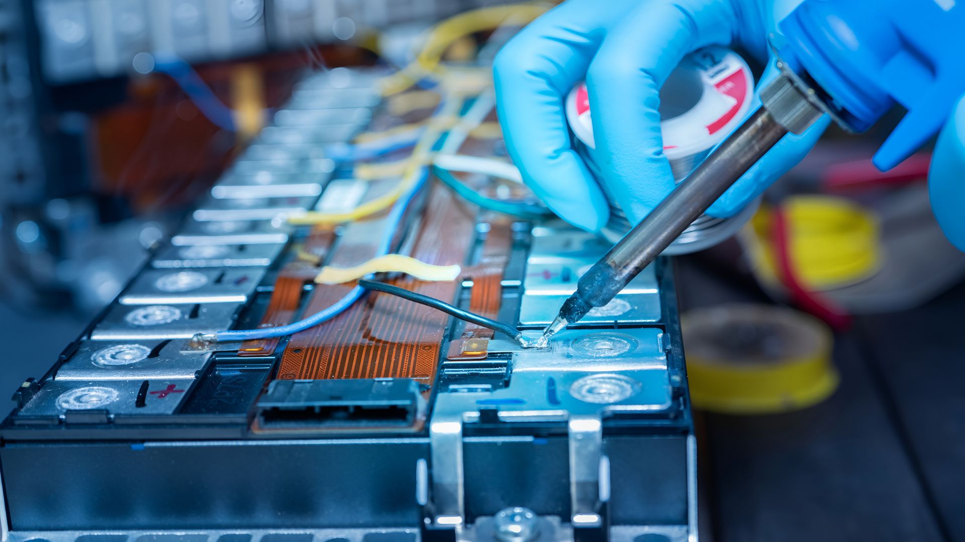 New coating test improves conductivity of lithium-ion batteries in under 5 minutes