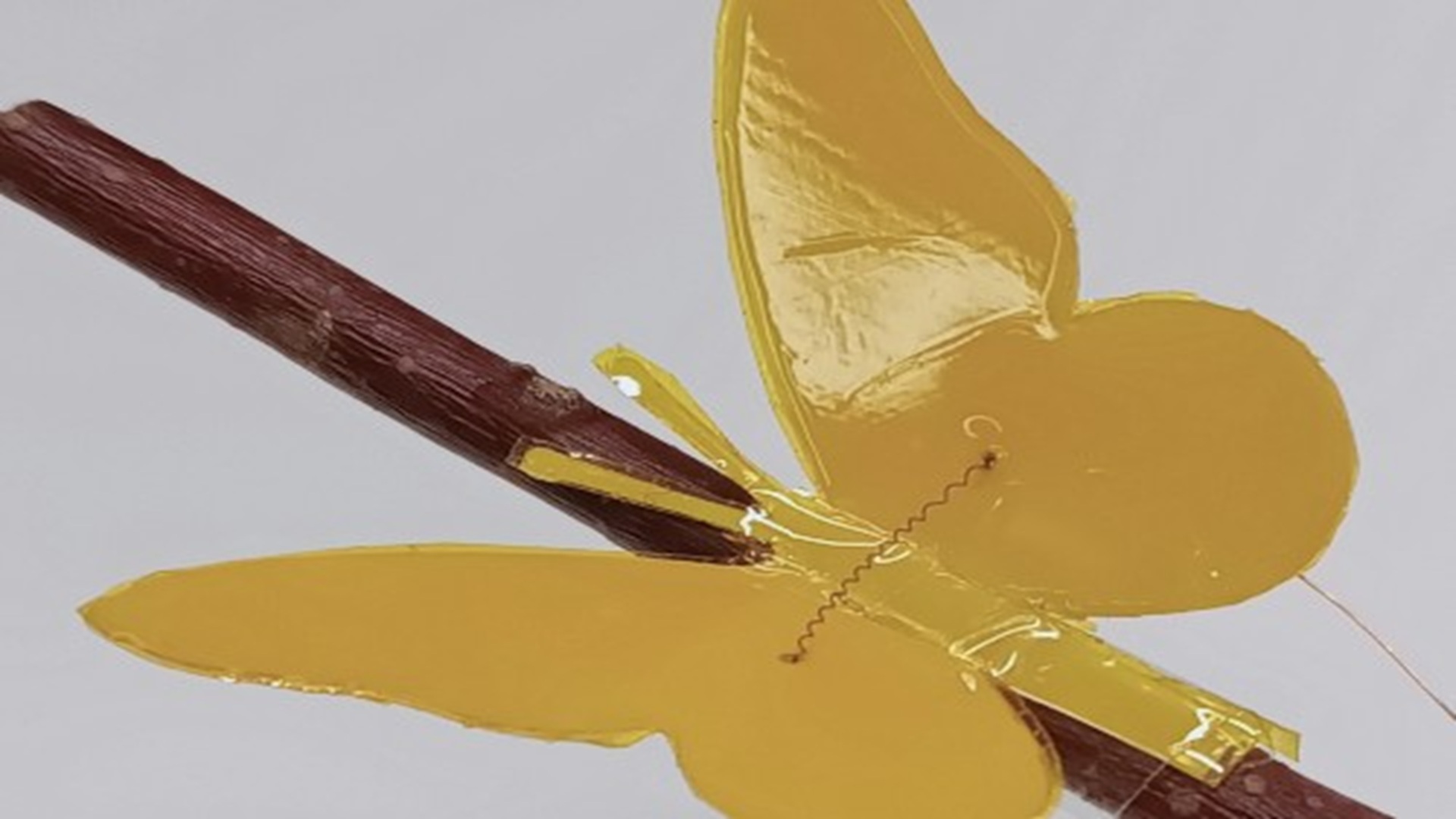 Pea-sized liquid-metal pump helps soft robots become lighter, portable, and more agile