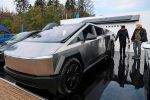 Räder können abfallen: Tesla ruft günstigere Cybertrucks zurück
