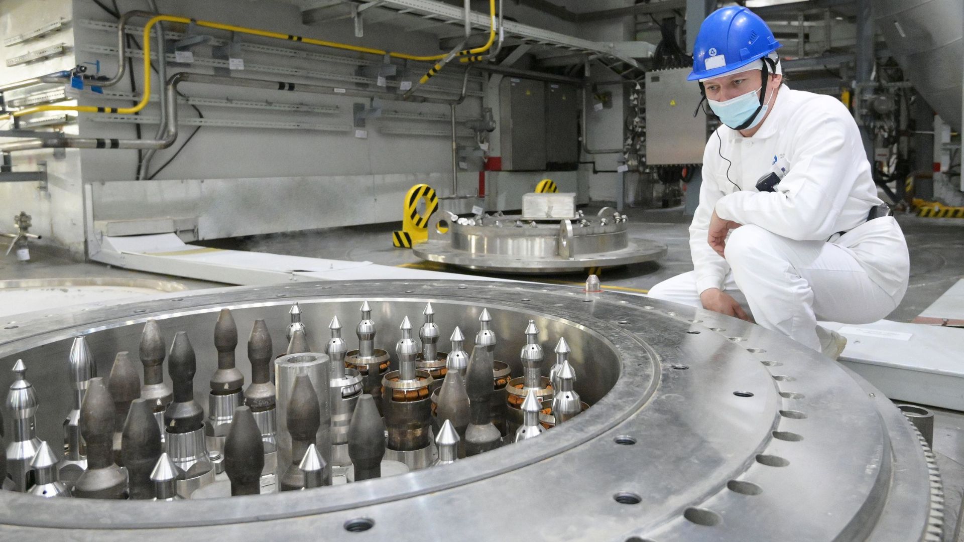 Russia’s 820 MW sodium-cooled reactor ‘burns’ next-gen actinide nuclear fuel successfully