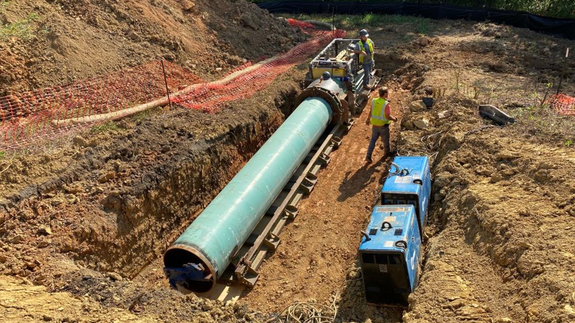 Underground acoustic signals expose hidden tunnels beneath US roads and railways