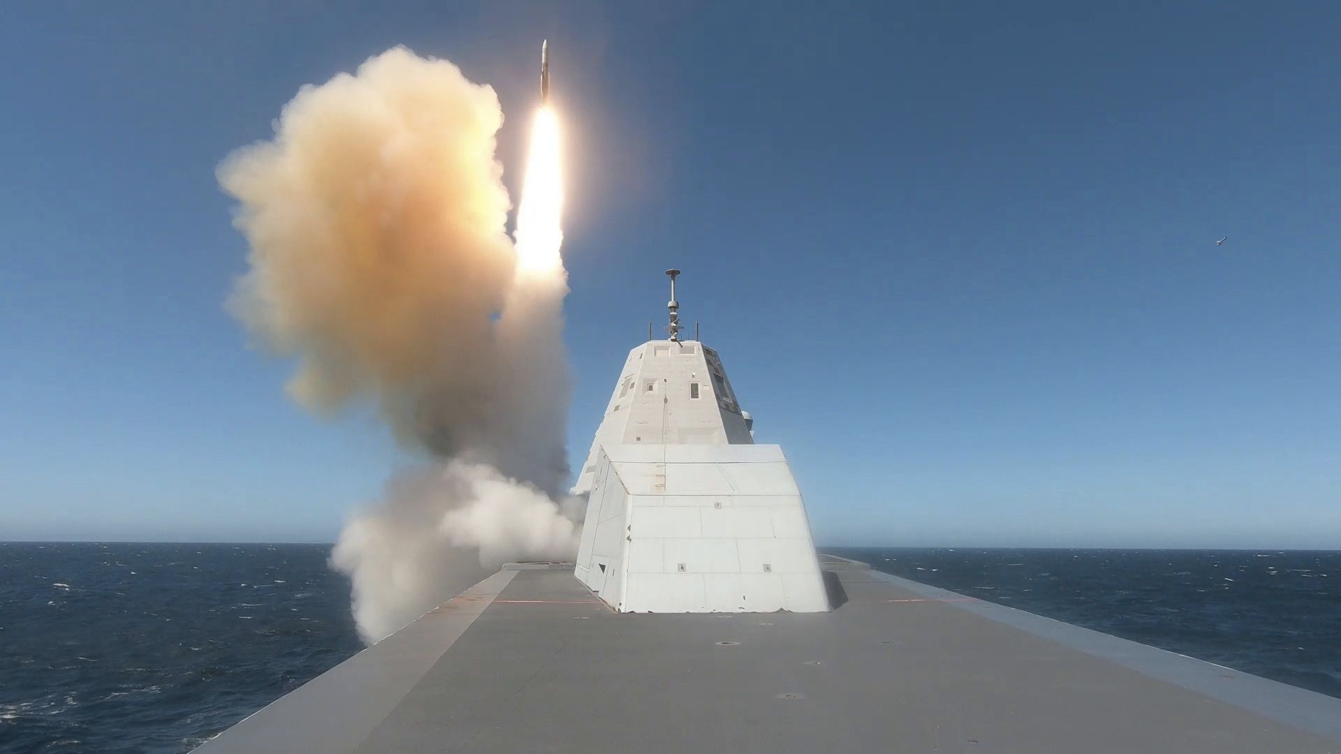 US’ hypersonic missile-carrying stealth destroyers to get range upgrade for long deployments