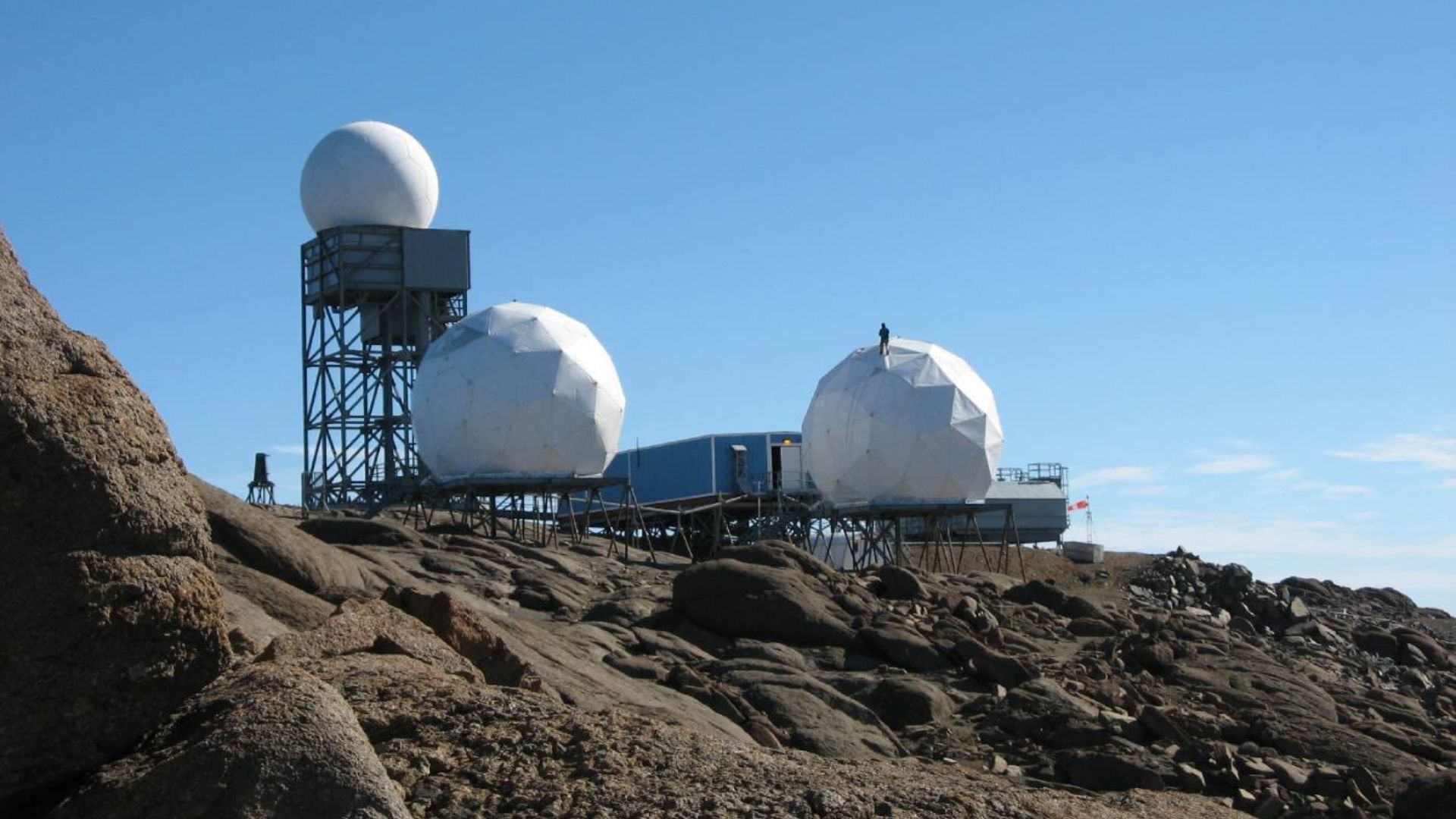 US spends $40M to rebuild Cold War-era Arctic radar for missile, low-flying threats