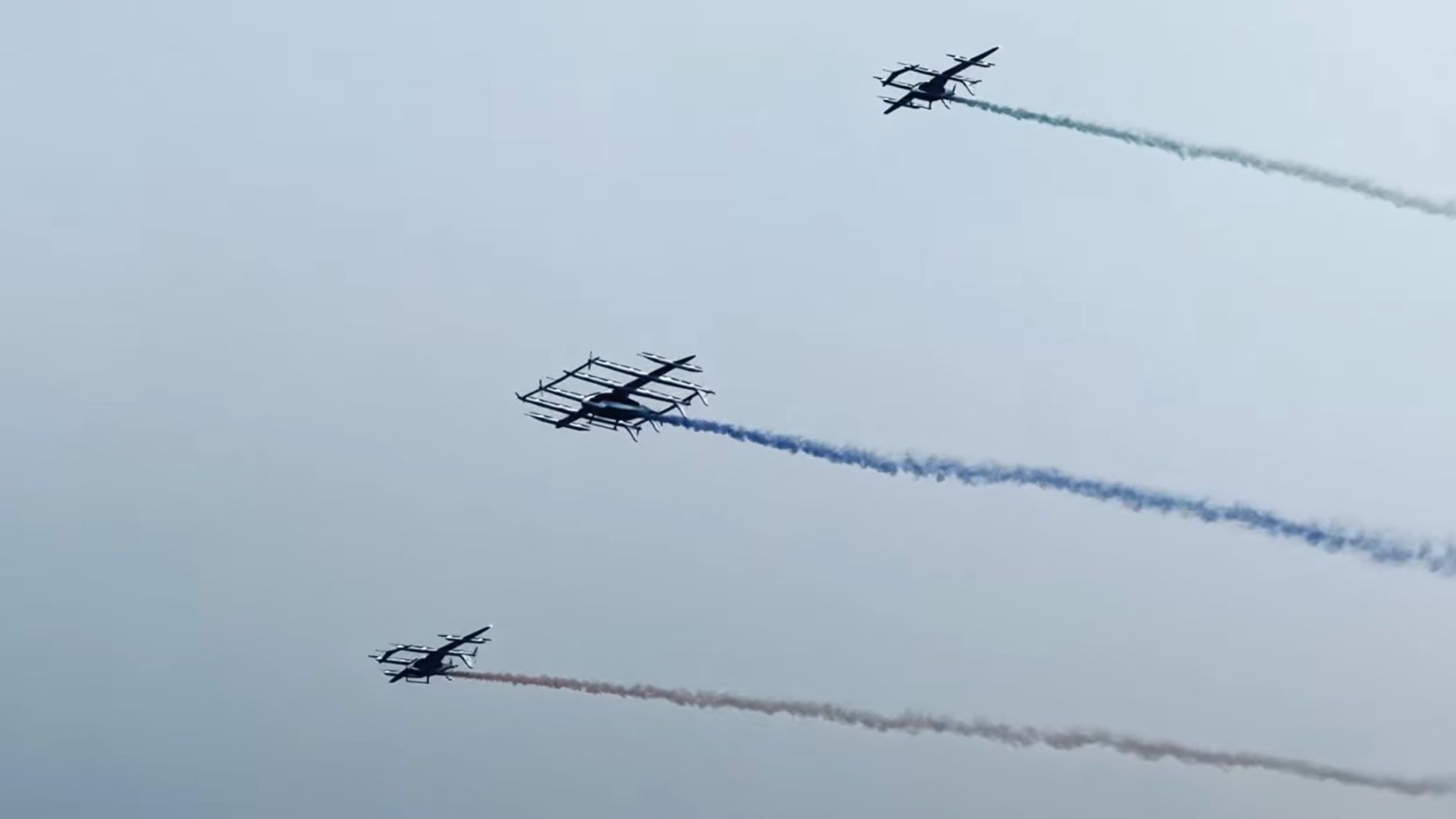 Video: World’s largest 12,566-pound eVTOL completes 3-aircraft formation flight
