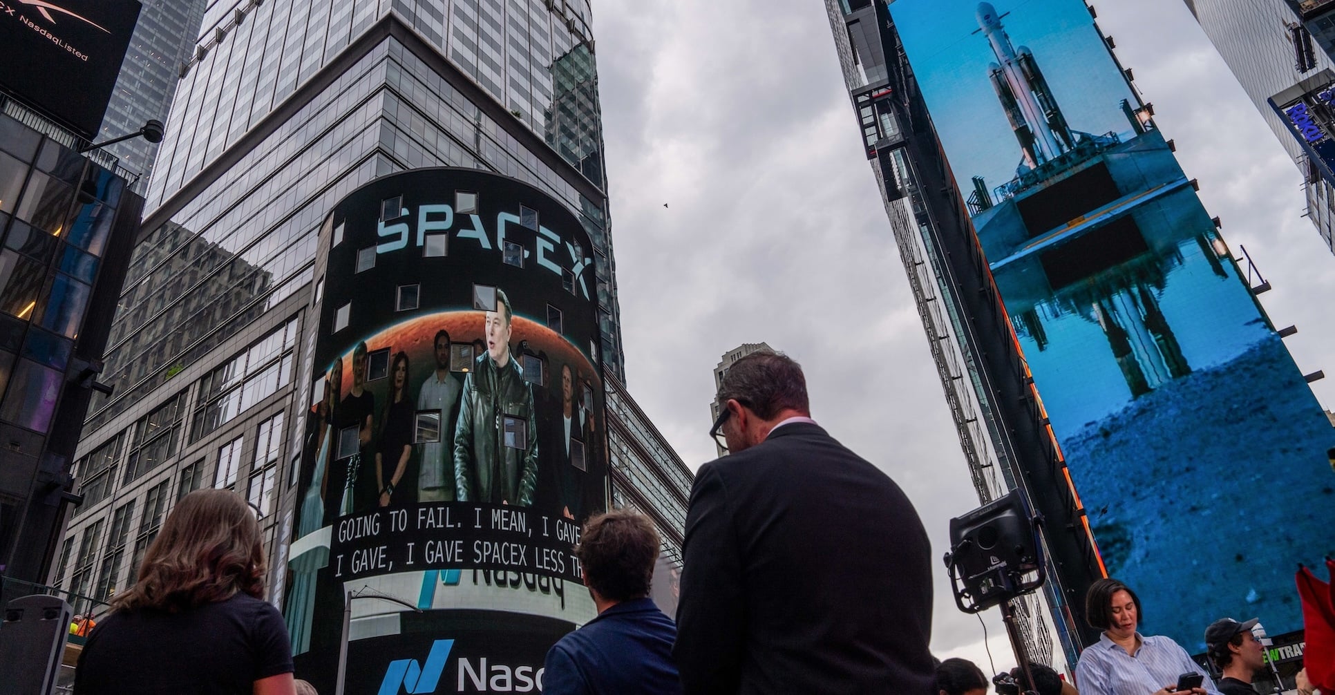 As SpaceX IPO blasts off, Elon Musk becomes a trillionaire