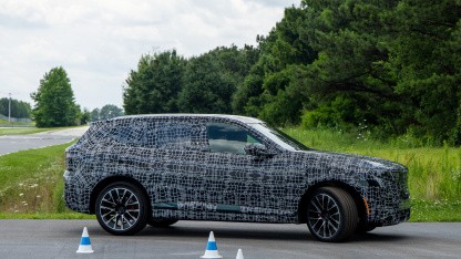 BMW iX5: Elektro-SUV kommt mit Riesen-Akku