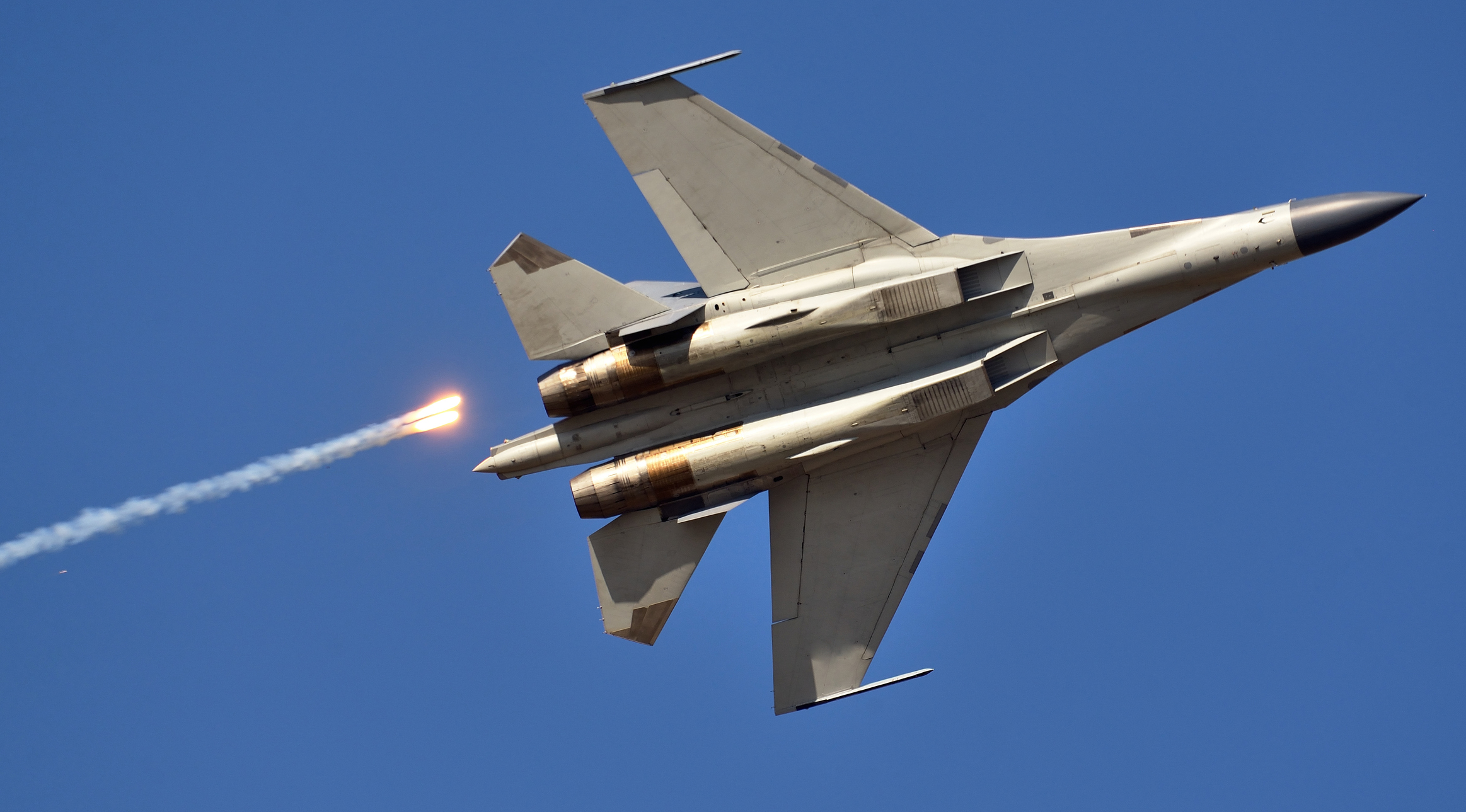 China’s PL-16 may outrange US missiles, but does that make it better?