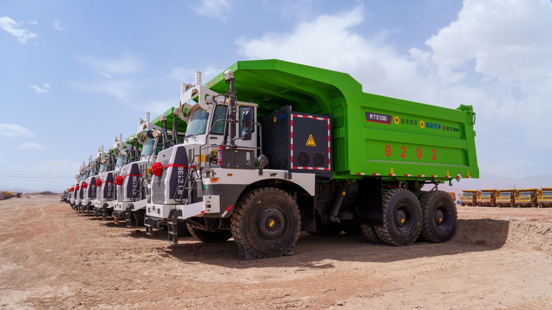 Chinese mine deploys 140-ton EV trucks with giant swappable 770 kWh batteries