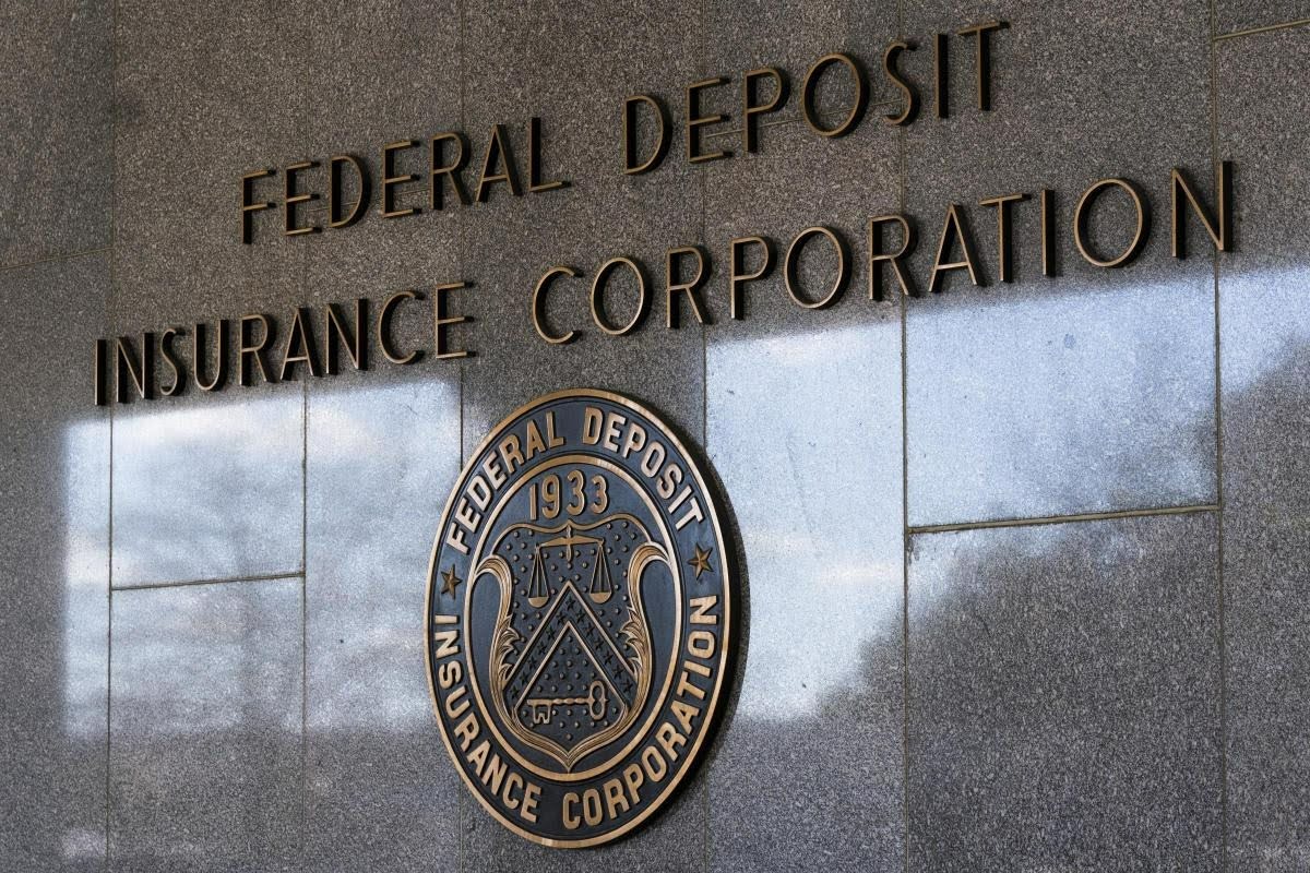 FDIC Faces Blockchain Risk Pressure as U.S. Watchdog Pushes Urgent Crypto Oversight
