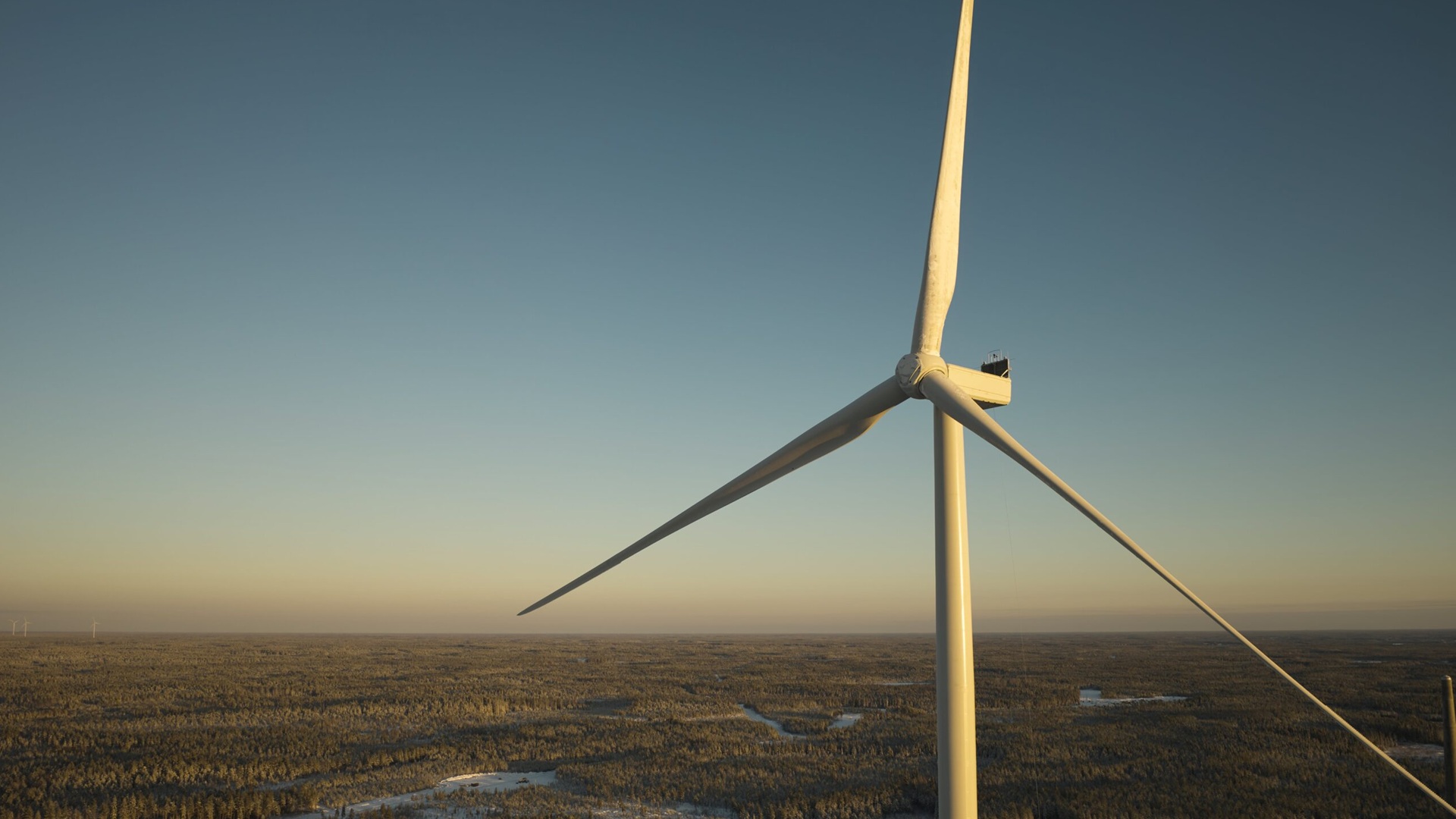 Giant 6.9-MW wind turbines span 1.5 football fields, supply 60% of paper mill power