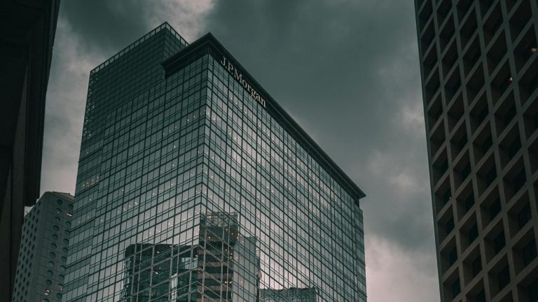 JPMorgan: Strategy’s $1.7 Billion Dividend Bill Could Force More Bitcoin Sales