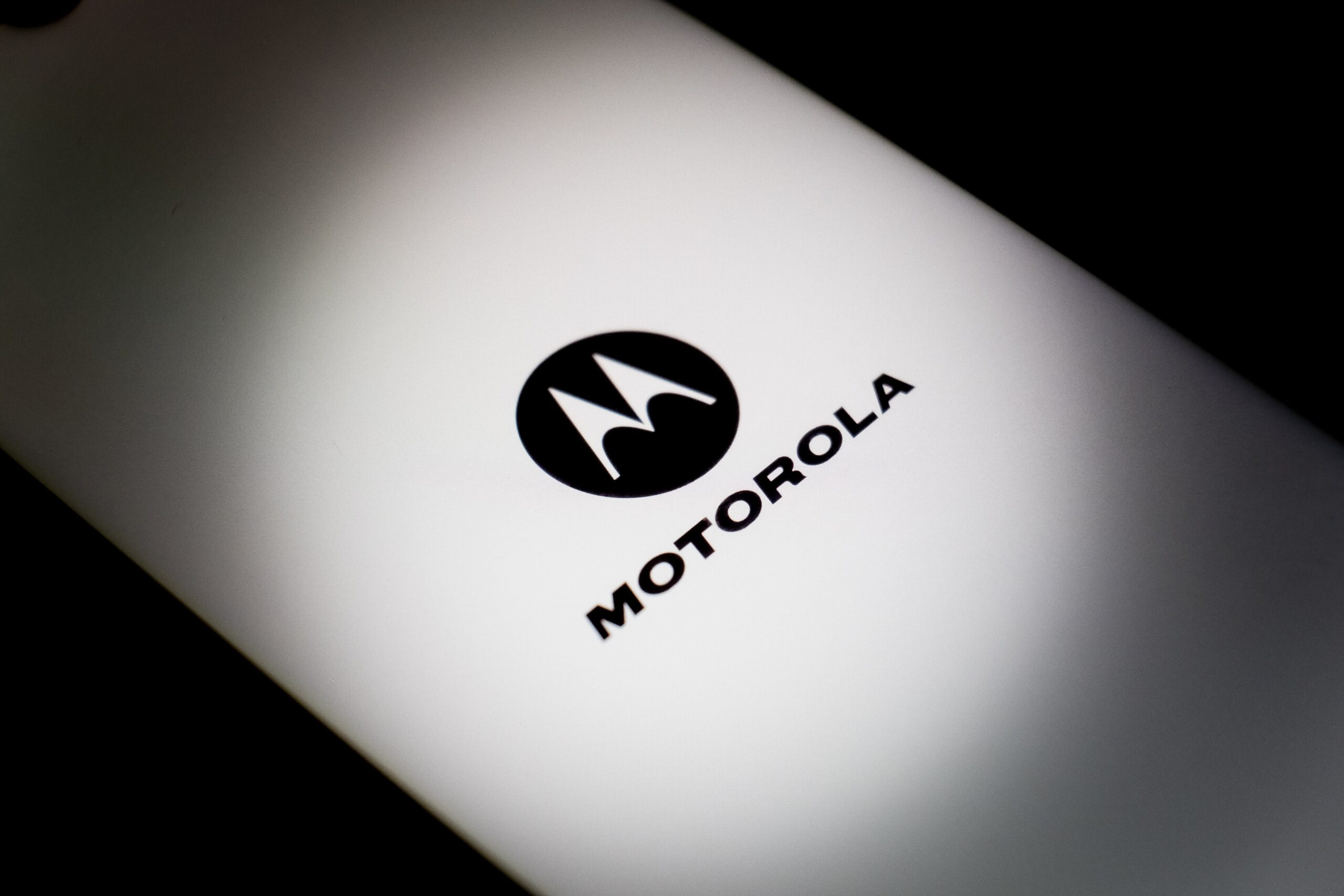 Motorola effectively bricked its entire line of WiFi routers without explanation