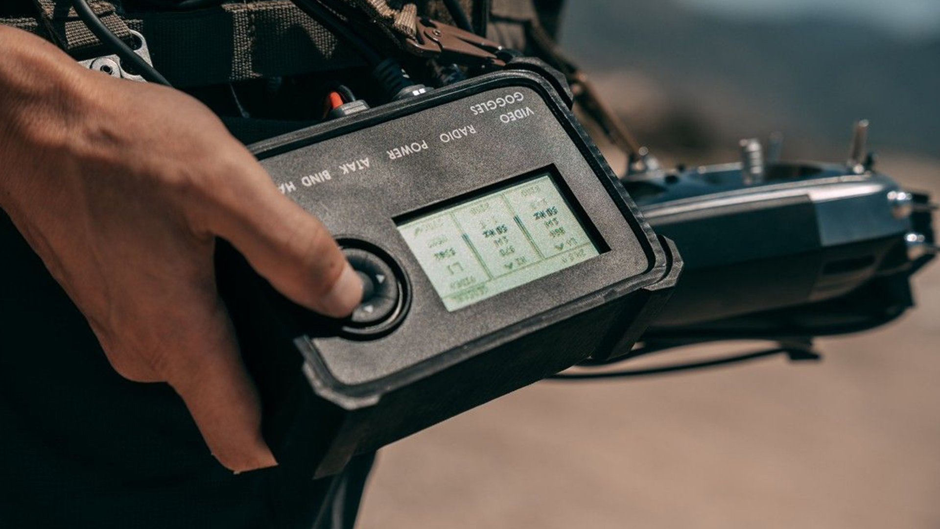 New wearable ground station shrinks FPV drone control system by over 50%