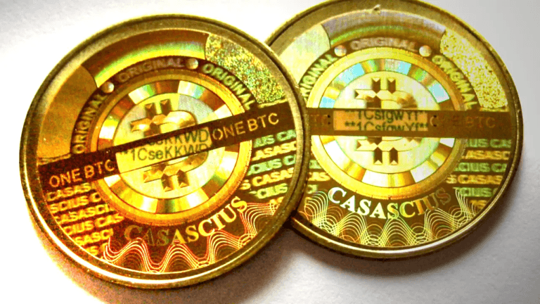 Noah Doe-Linked Bitcoin Awakens Again as Another 2011 Casascius Coin Cashes Out