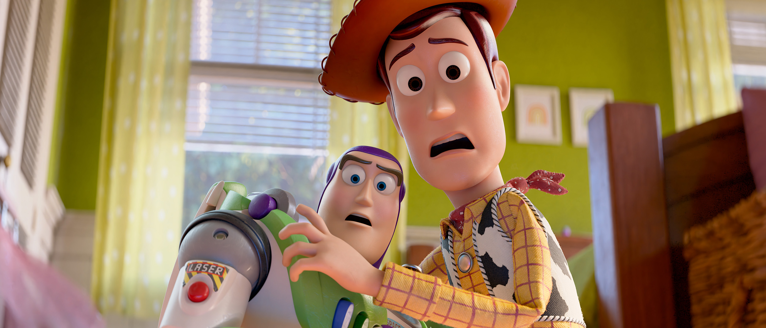 Tom Hanks calls AI replacing him ‘a scary thought’ — and Hollywood should probably listen