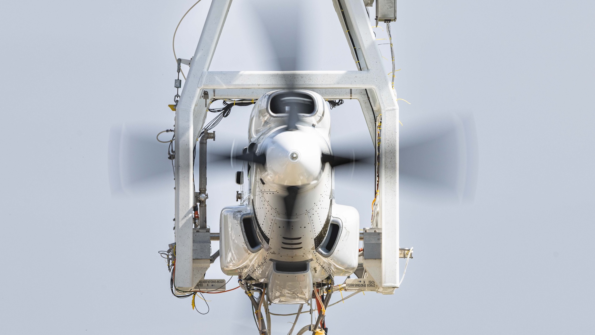 US firm uses megawatt-class hybrid-electric CT7 turboprop plane engine for tests