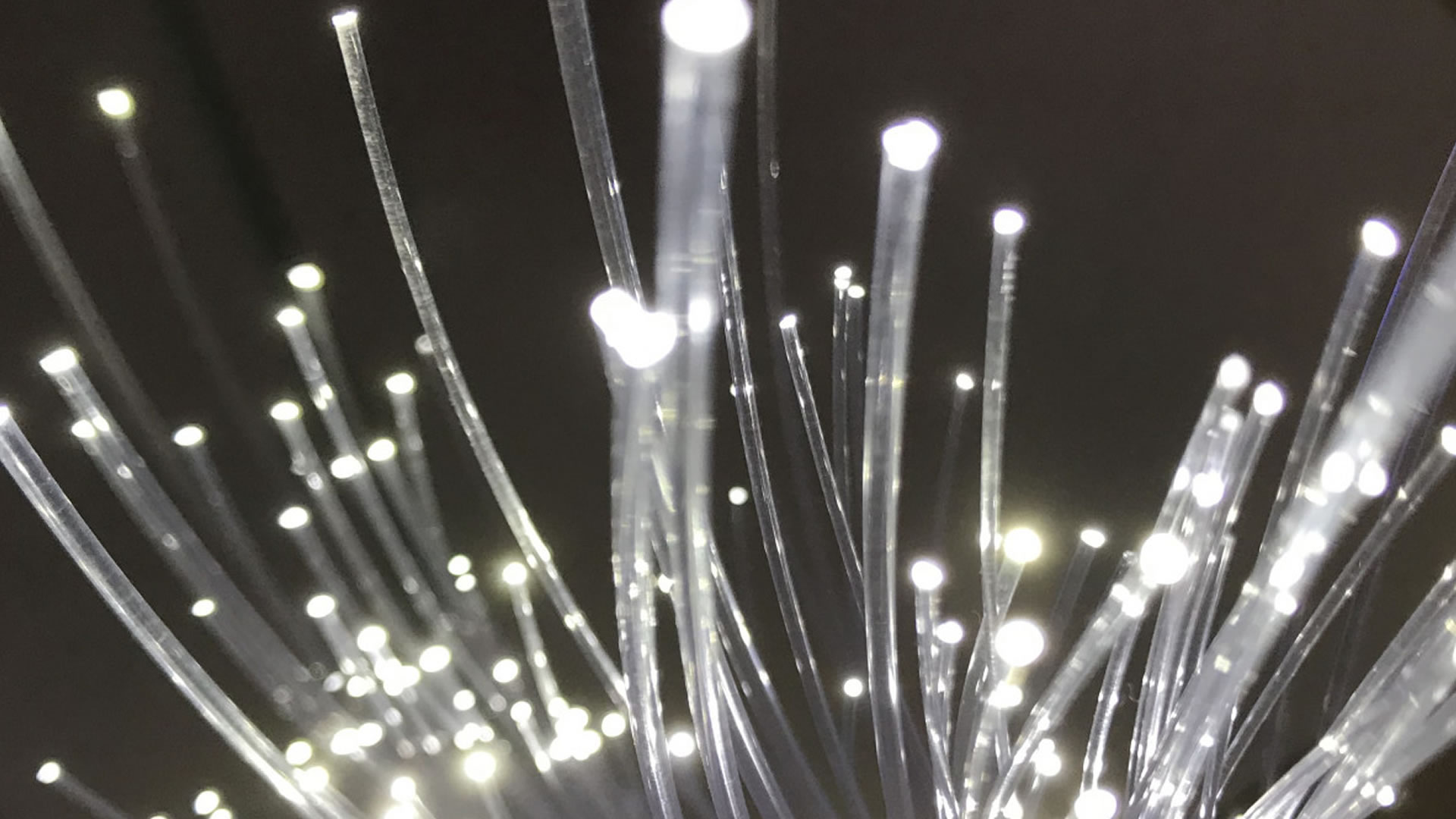 World’s first ‘three-lane’ optical fiber network in China boosts data transfer by 5x