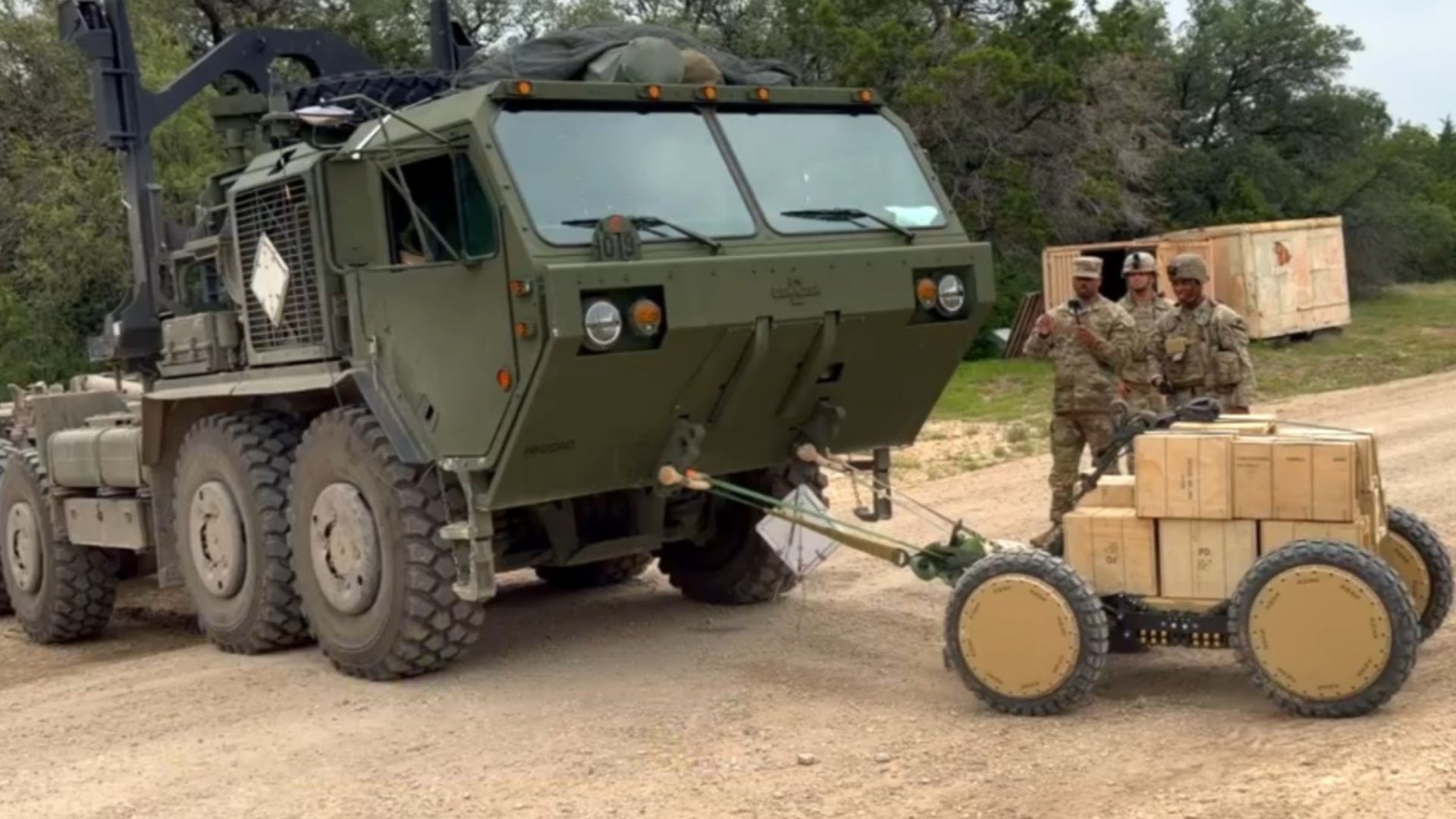 500-pound robot tows 53,000-pound US Army truck using in-wheel propulsion