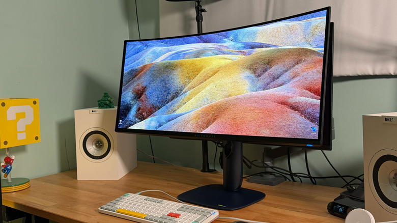 Alienware 34 QD-OLED review: An ultrawide showcase for Samsung’s latest display tech