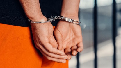 Behörden greifen durch: Großer Schlag gegen Onlinebetrug mit über 5.800 Festnahmen