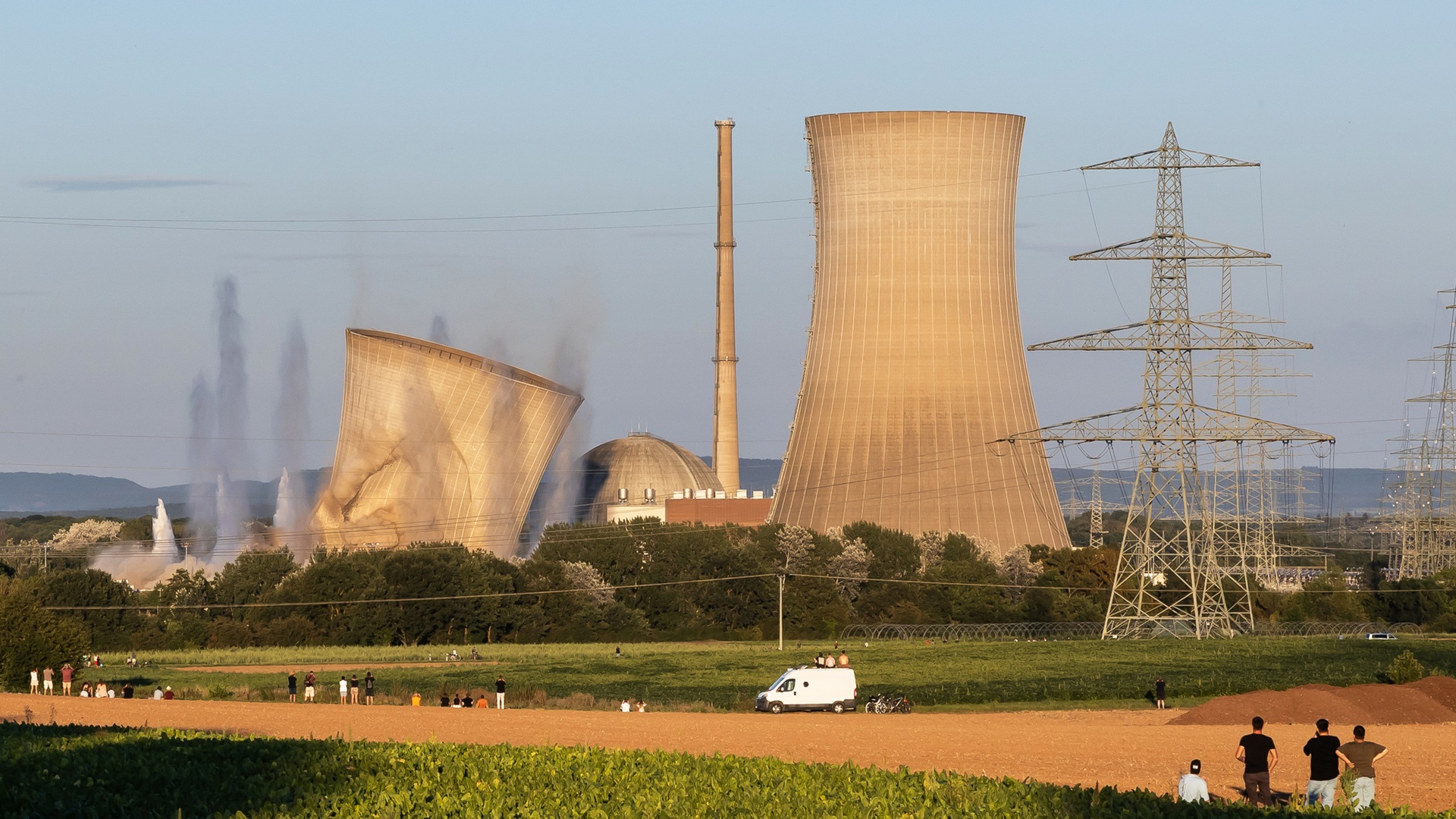 Crushed nuclear concrete can trap 98% of radioactive waste in just 48 hours