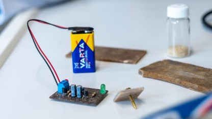 Elektroschrott: Kompostierbare Leiterplatte vermeidet Abfallberge