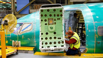 (g+) Aircraft manufacturing: The return of Boeing