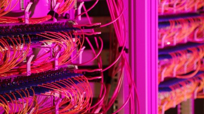 Glasfaser über P2P: Warum es in Deutschland keine 25 GBit/s für 70 Euro gibt