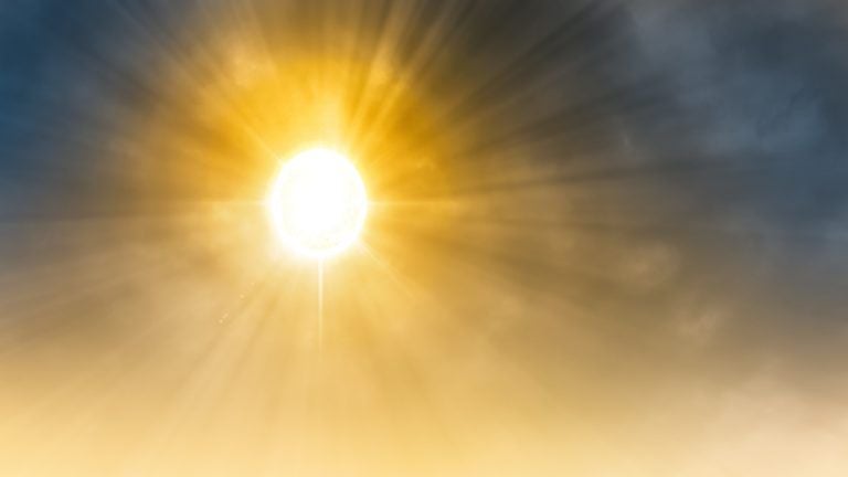 Grid Alerts Threaten Crypto: How 100-Degree Temps Impacted Bitcoin Mining