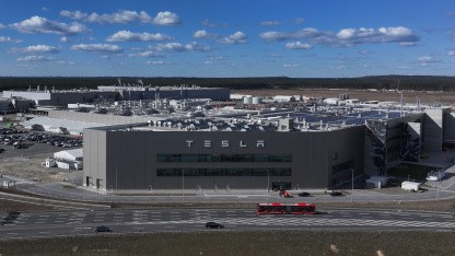 Grünheide: Tesla setzt auf steigende Nachfrage und will Produktion ausbauen