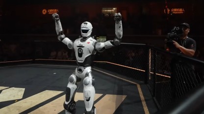 Humanoide Roboter: Geköpfter Roboter kämpft so gut wie der intakte Gegner