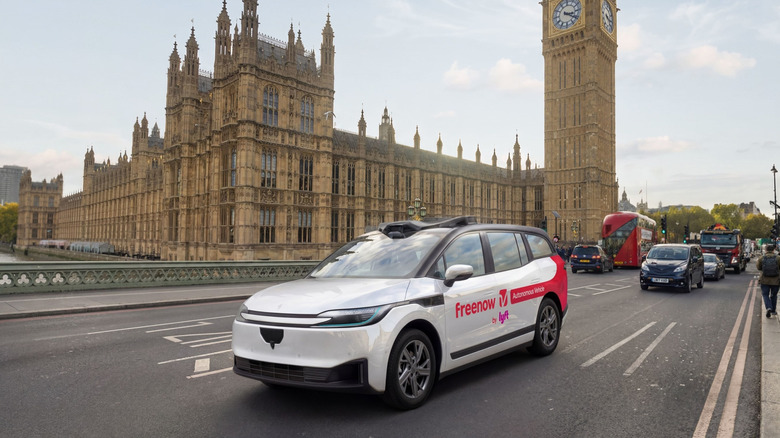 Lyft and Baidu start testing robotaxis in London