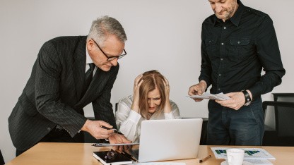 Narzisstische Chefs: Homeoffice gefährdet Macht und Status