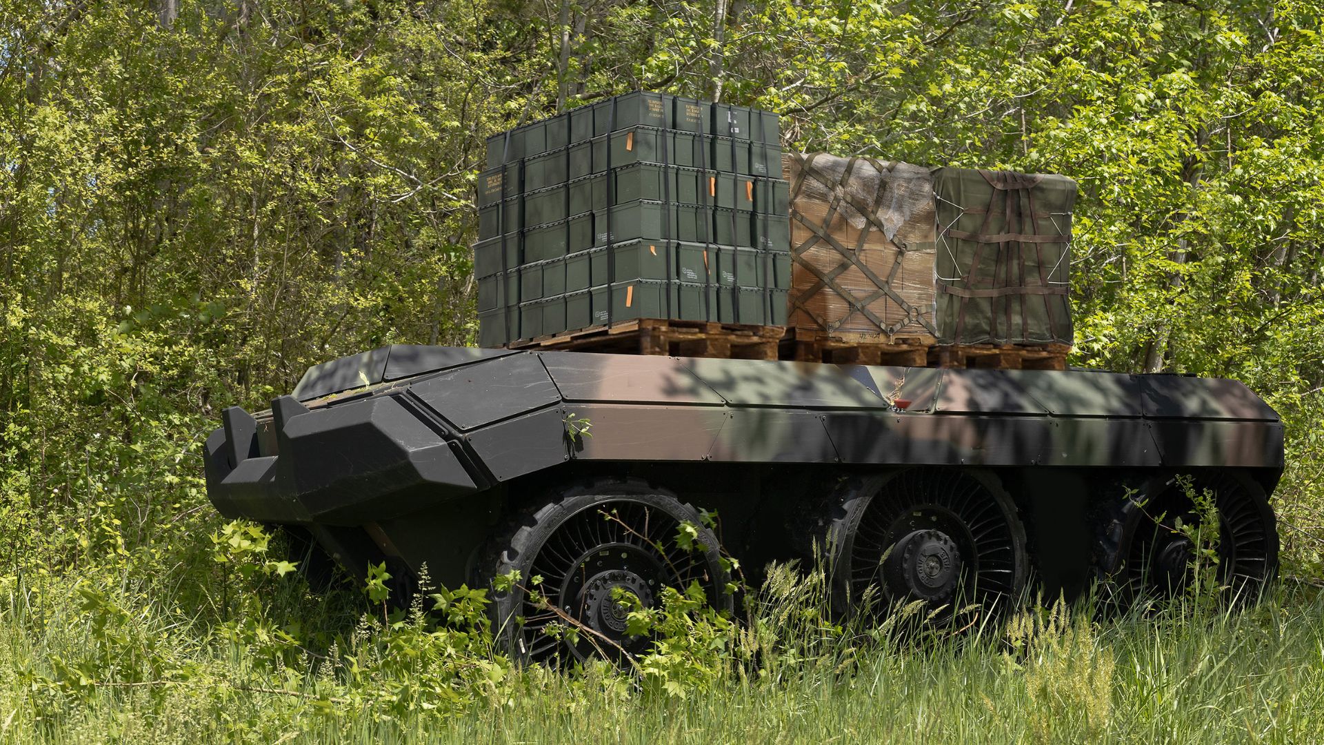 New hybrid robot will help US Army deliver supplies in high-risk battlefield areas