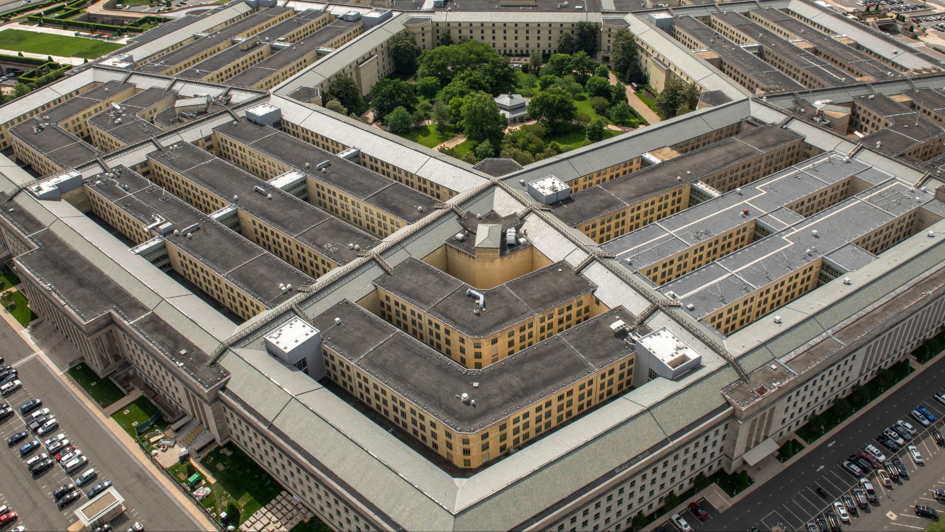 Pentagon signs nearly $7B Oracle deal to unify defense software and cut $441M in costs