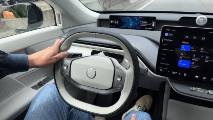 Probefahrt mit Volvo EX60: Der iX3-Konkurrent mit dem Autoscooter-Feeling