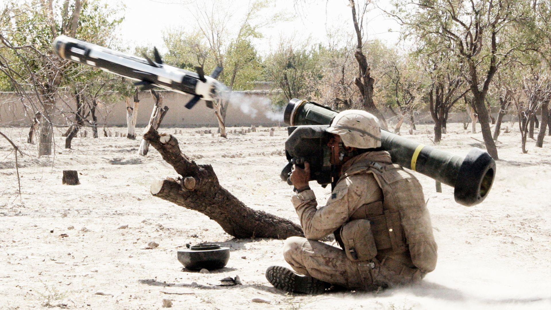 Raytheon’s shoulder-fired missile scores direct hits in long-range aerial threat test