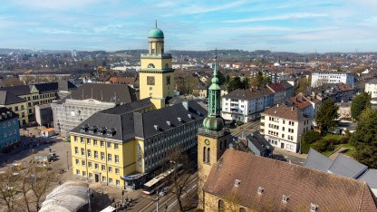 Stadt Witten: Elternbeitragsbescheide mit Werbung im QR-Code versandt