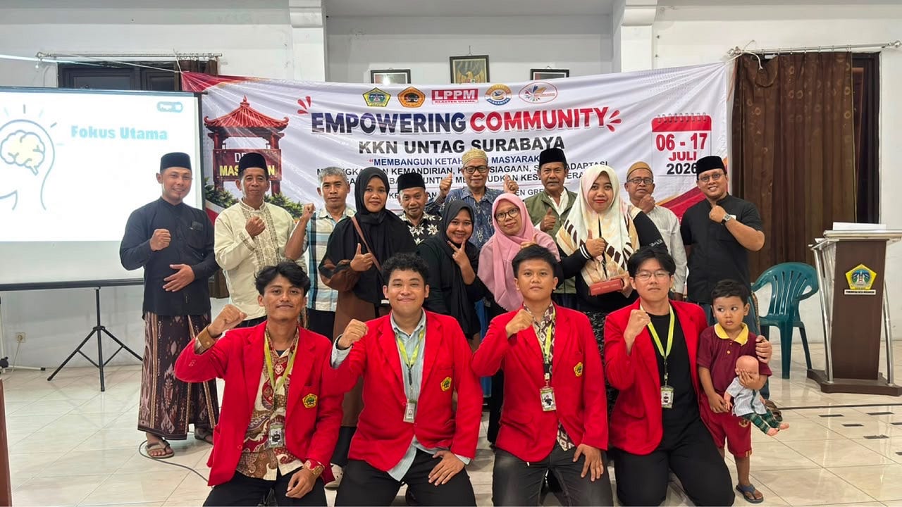 Students of University 17 August 1945 Surabaya Encourage Masangan Village MSMEs to Go Digital