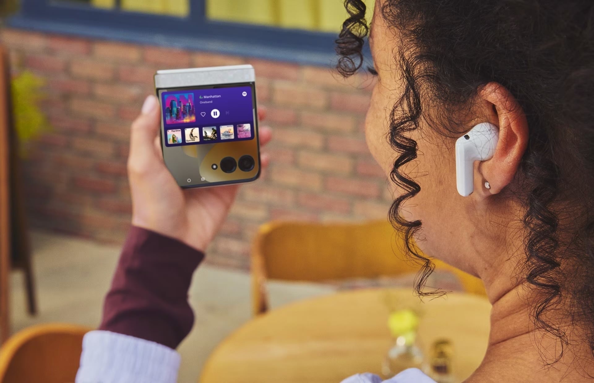 T-Mobile is giving away the new Motorola Razr for free — how to claim (without a trade-in)