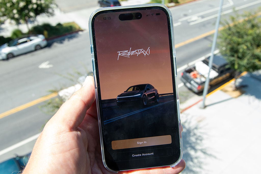Teslas Robotaxi service is now active in part of Miami