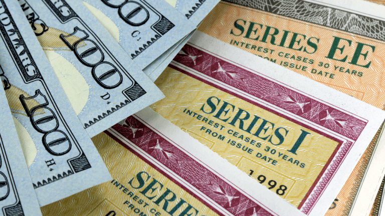 Tokenized Treasuries Cool as Wall Street Giants Wage a $35 Billion RWA War