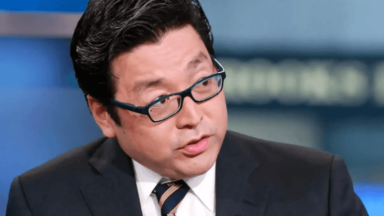 Tom Lee’s Bitmine Buys Back 5.5M BMNR Shares as ETH Stack Nears 5.8M Tokens