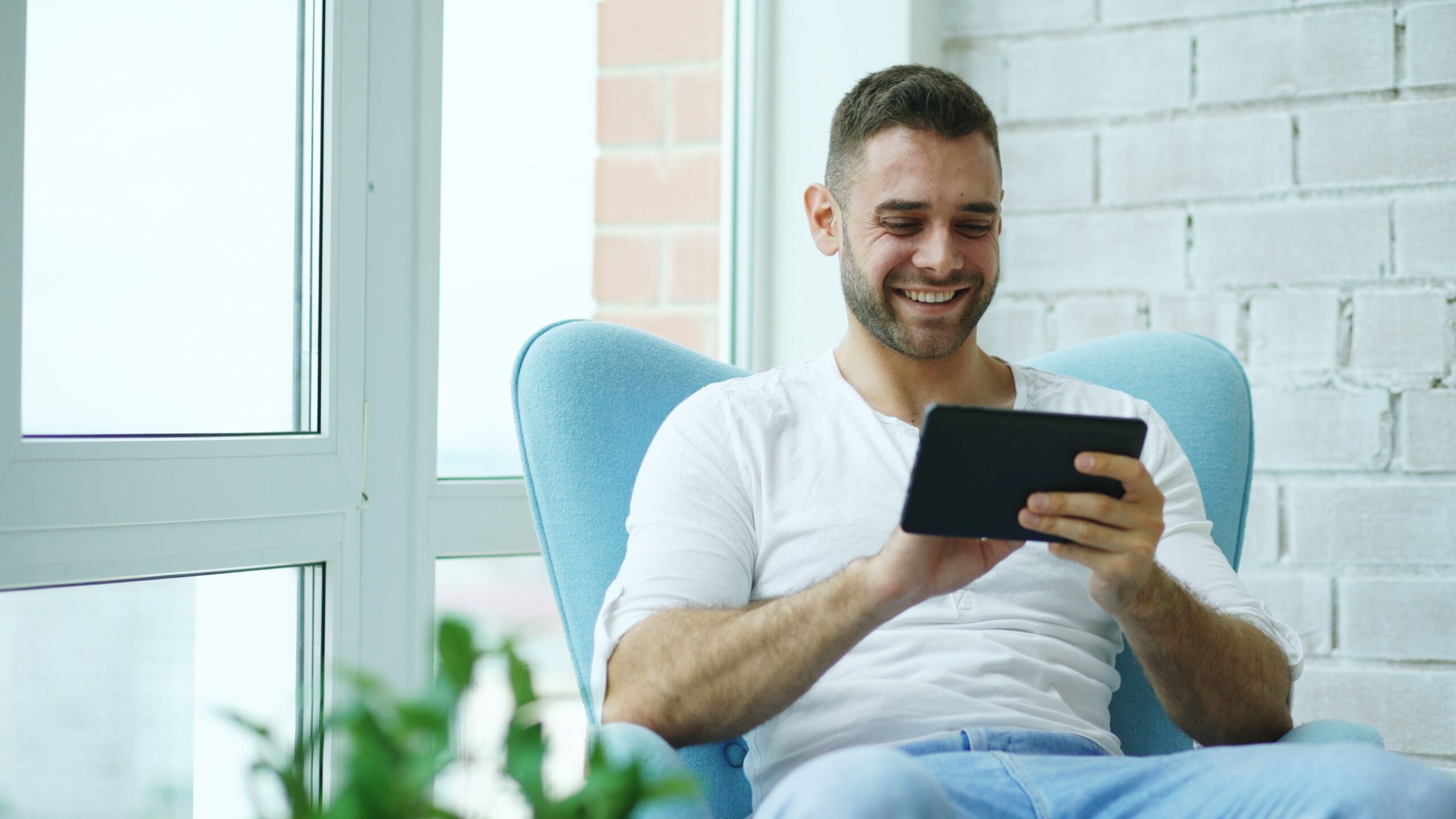 Upgrade your home WiFi with this versatile $167 ASUS router
