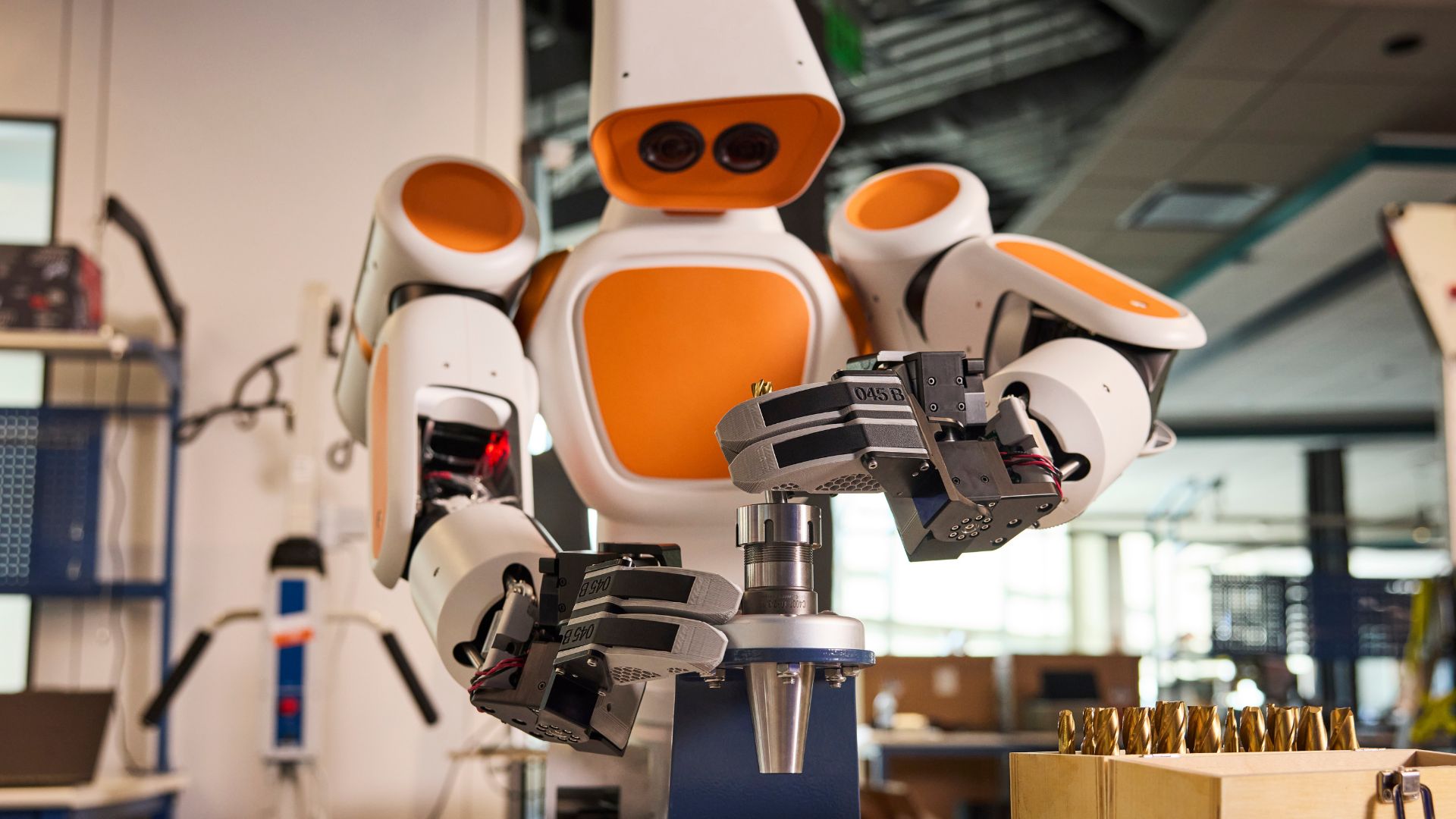 Video: US-based Toyota spinout’s factory robots learn from experience on the job