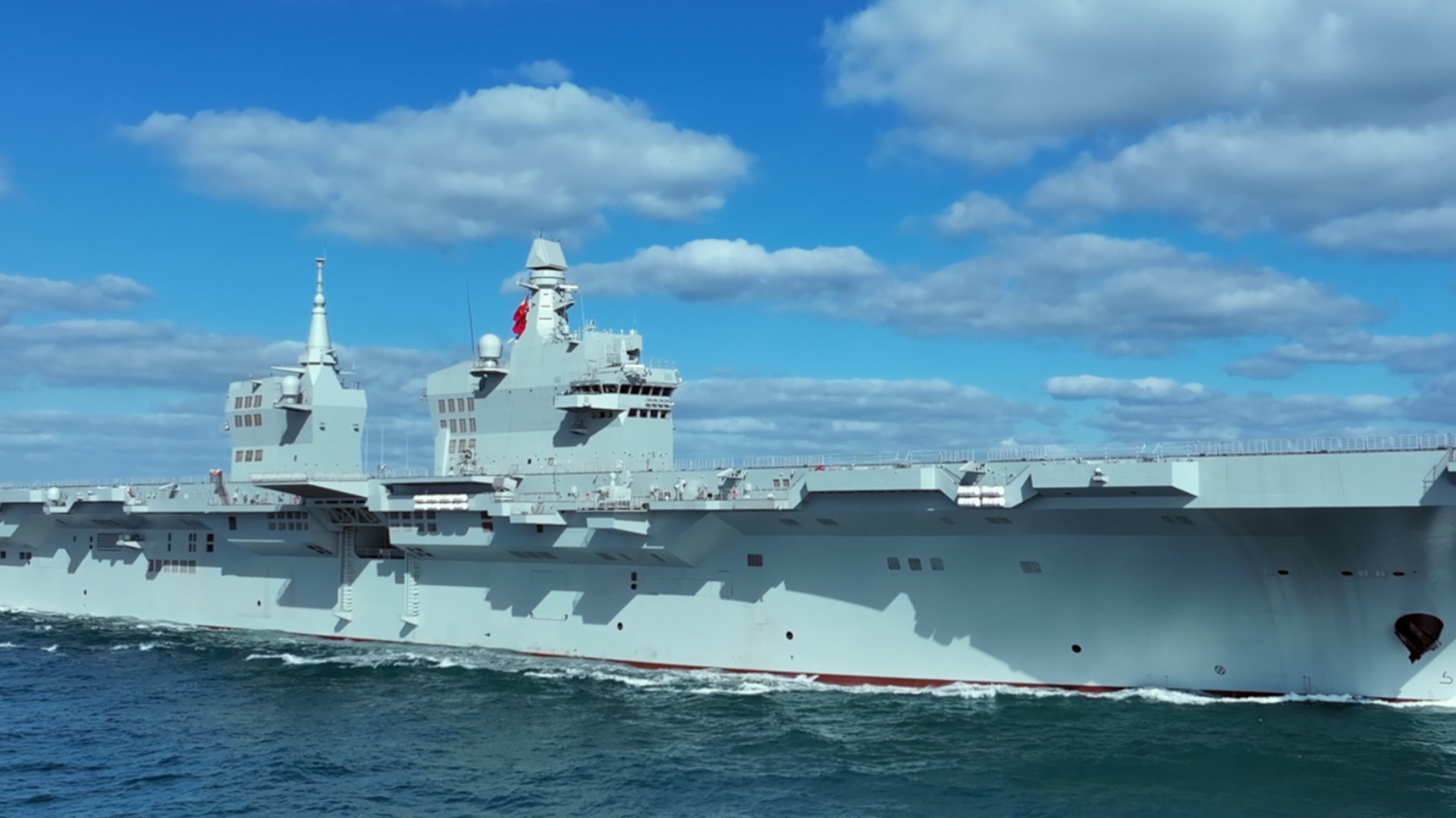 China’s 40,000-ton amphibious assault ship showcases battle power in live-fire tests