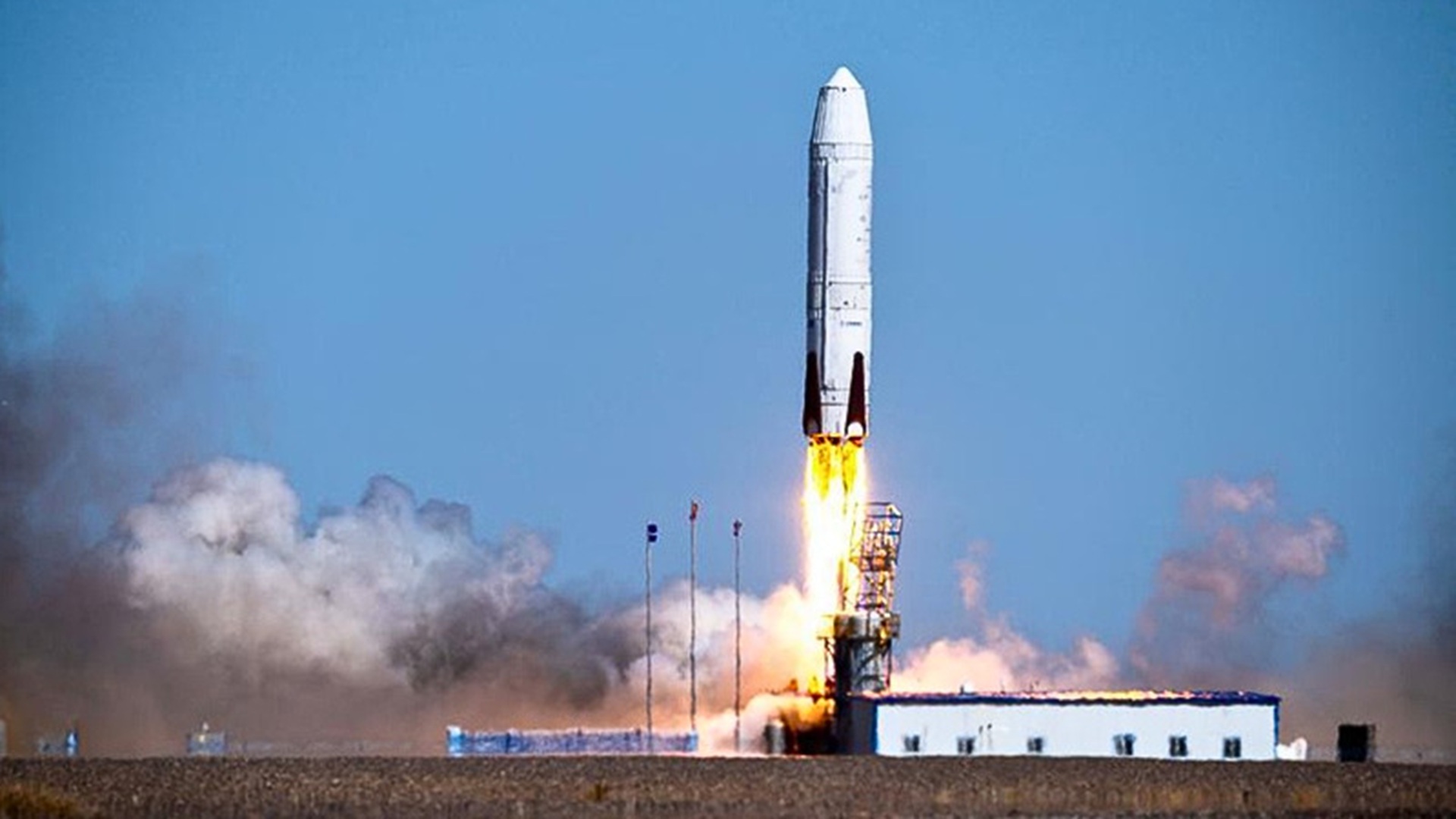 China’s reusable rocket engine just ran for a full 100 seconds without a single hitch