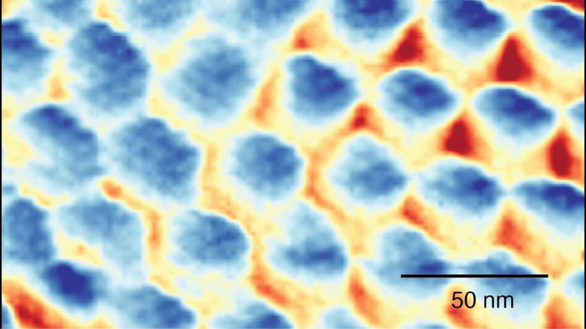 Electron movement spotted in fragile quantum state using light by scientists