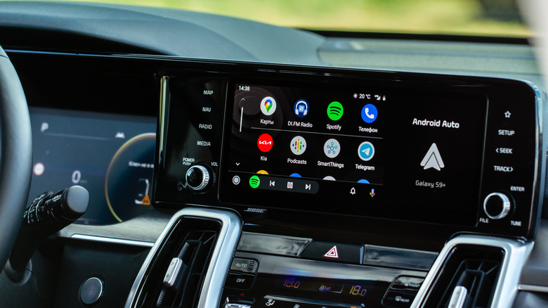 How to use Android Auto without turning off your VPN