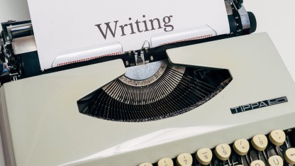 KI-Texte: Leser bewerten KI-Geschichten besser als menschliche Texte